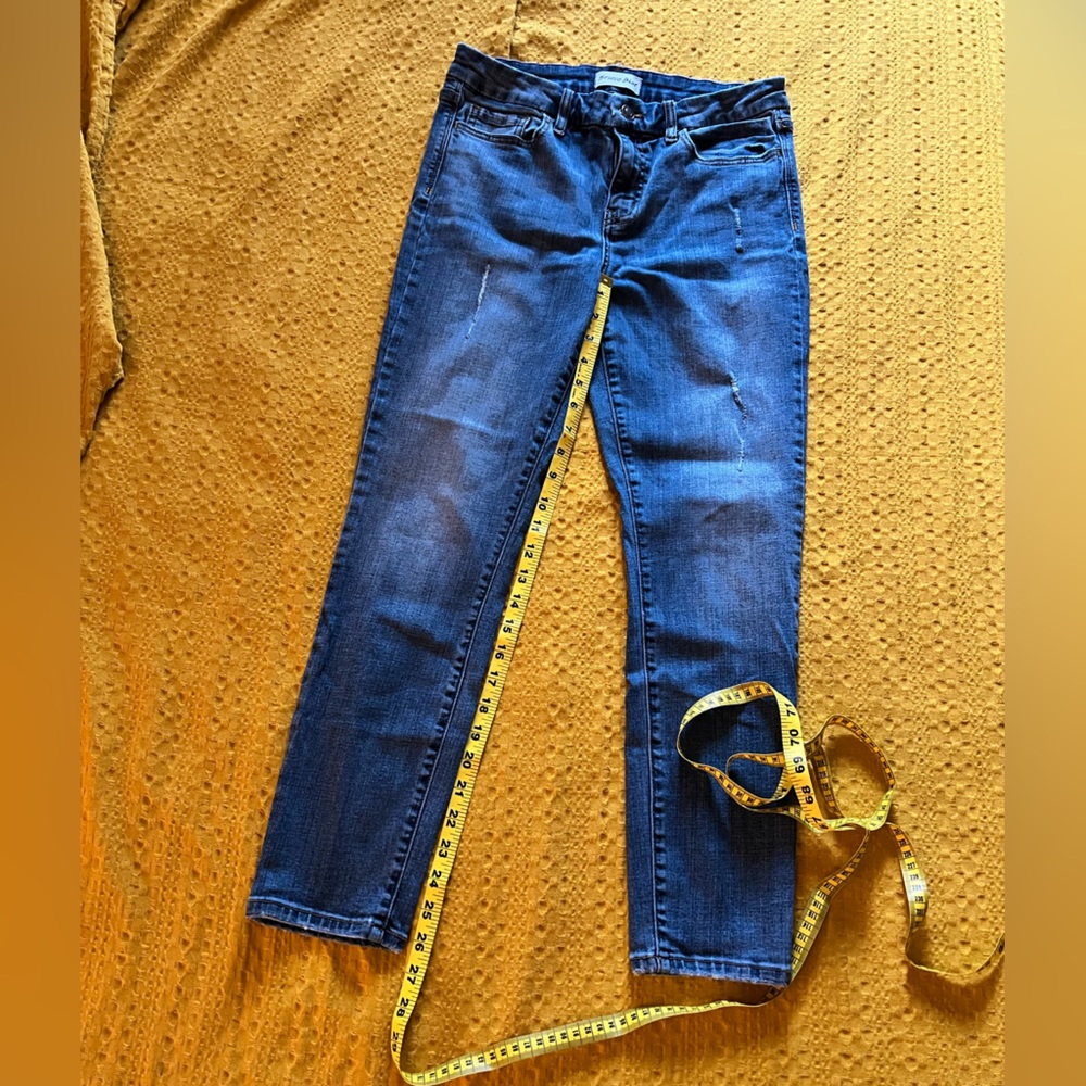 Studio Blue Cropped Distressed Jeans sz 29